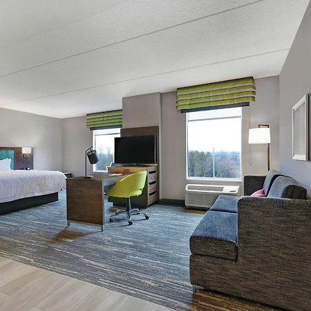 Hampton Inn Peterborough Luaran gambar