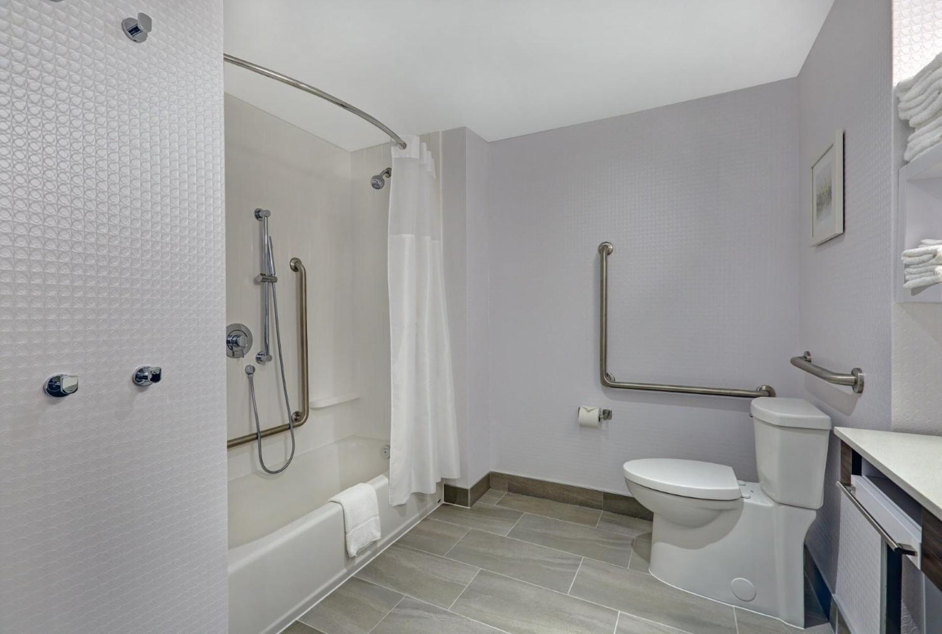 Hampton Inn Peterborough Luaran gambar