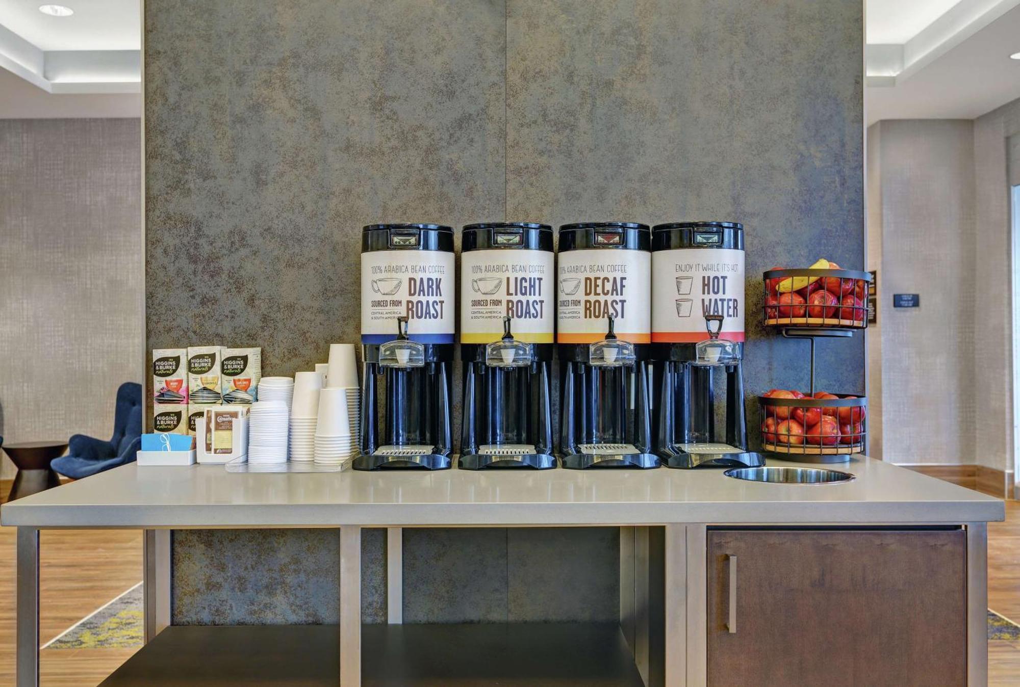 Hampton Inn Peterborough Luaran gambar
